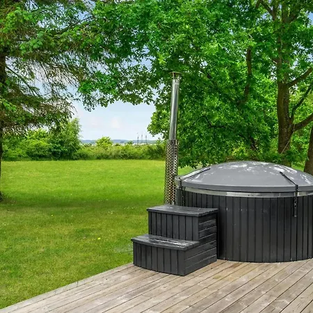 4 Bedroom Cozy In Holiday home Juelsminde (Hedensted)